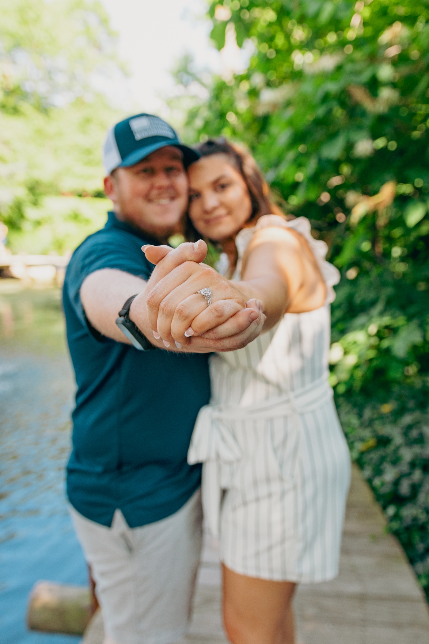 professional photography demotte indiana hamstra gardens engagement